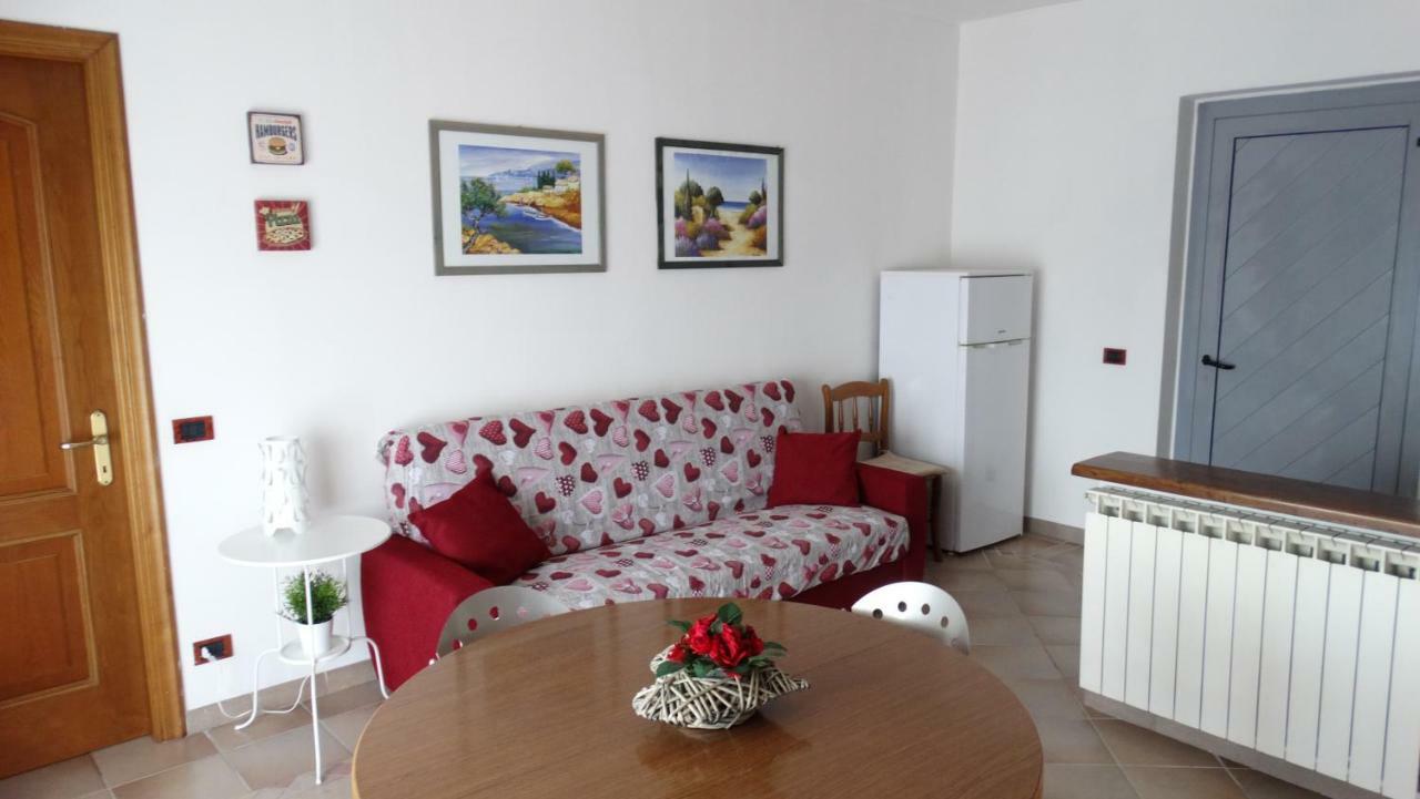 Supercasona Pratica Villa Sarzana Luaran gambar