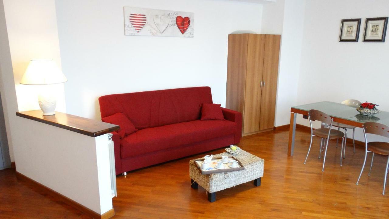 Supercasona Pratica Villa Sarzana Luaran gambar